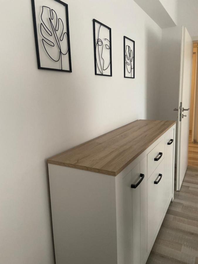 Divany Apartaments - Coresi Mall Braşov Eksteriør bilde